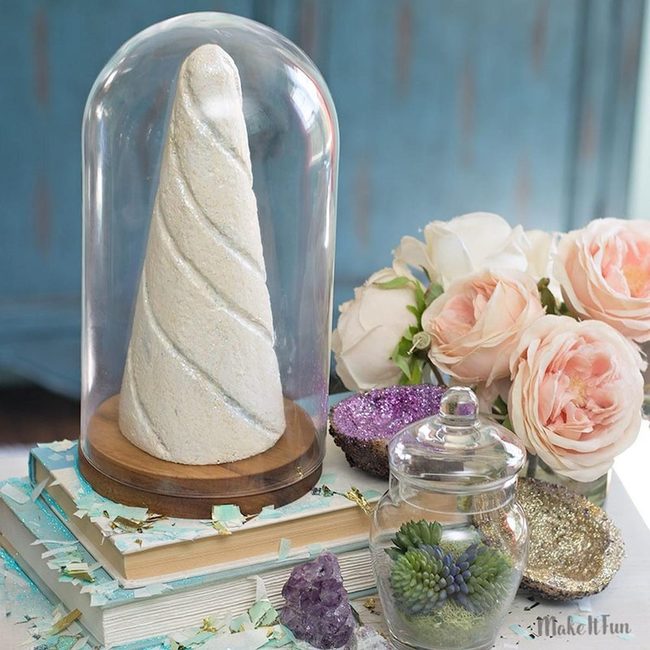 White Spirals, Pink Roses, Gold Geodes
