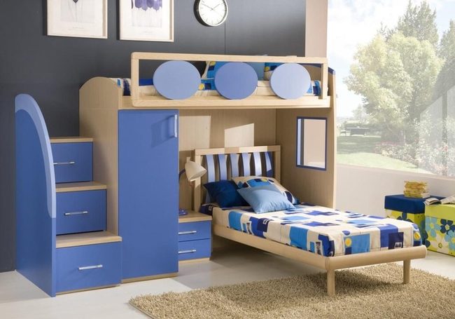 Natural Wood Bunk Beds With Blue Storage