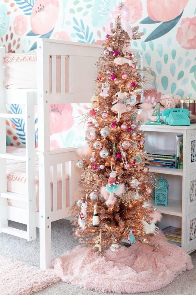Pink Floral Bedroom With Christmas Tree Centerpiece