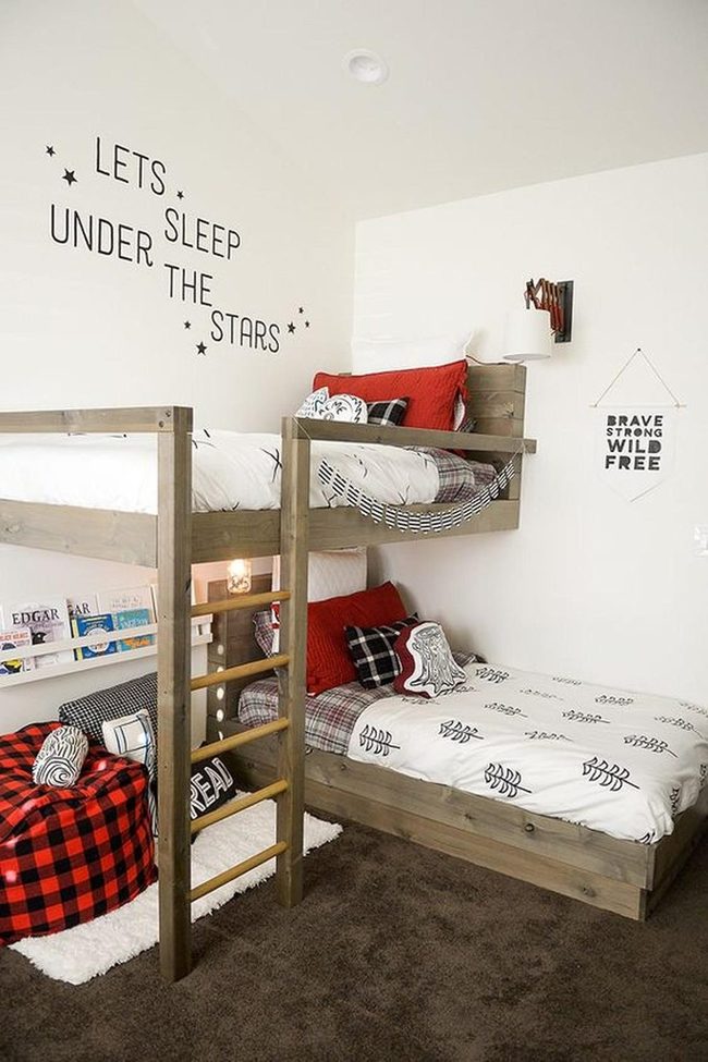 Natural Wood Bunk Bed Stars