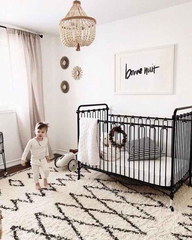 Black Metal Crib Elegance