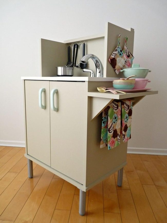 Bright Primary Toy Kitchen
