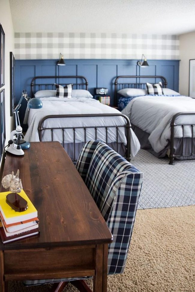 Blue Panel Twin Bedroom