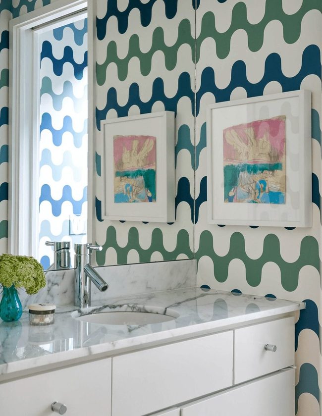 Geometric Patterns Bright Retro Bathroom