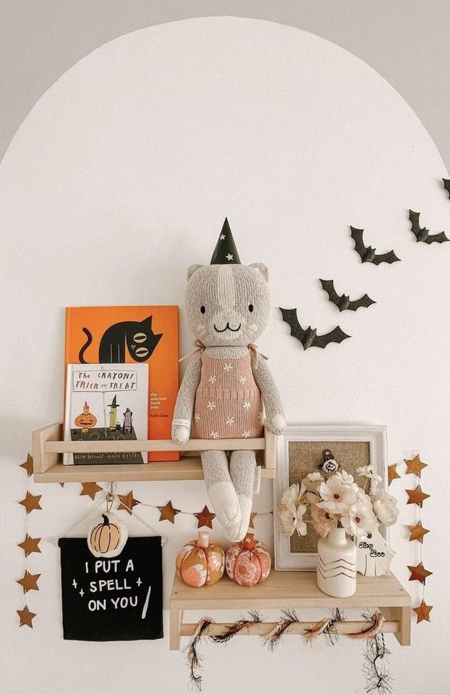 Black Bat Wall With Knitted Witch Cat