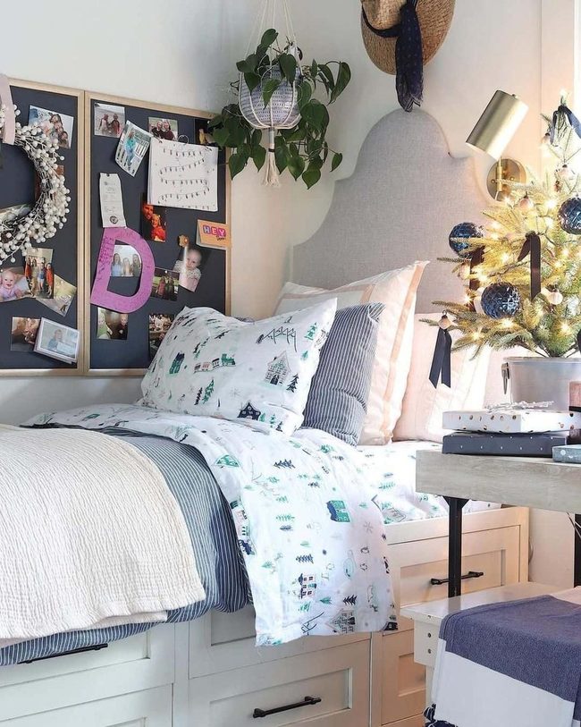 White Storage Bed With Shaker Drawers