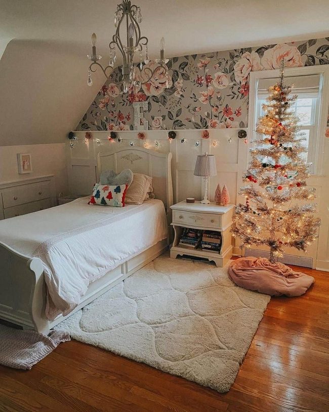 Floral Wallpaper Girl'S Bedroom
