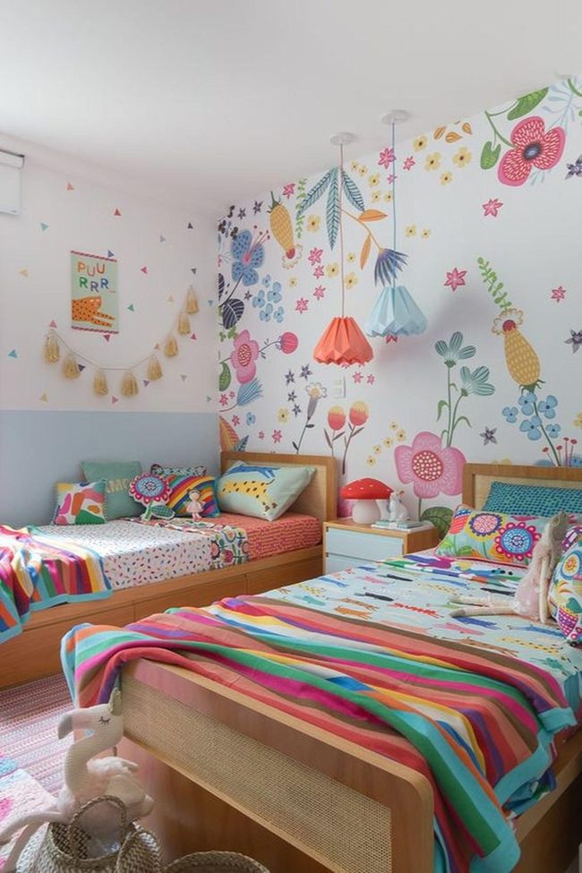 Striped Blankets And Botanical Walls
