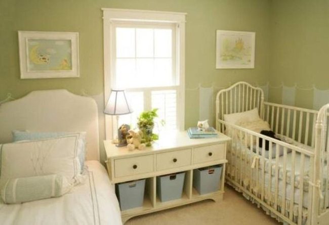 Green And White Nursery Light
