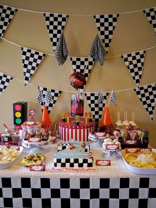 Blue Racetrack Cake Centerpiece