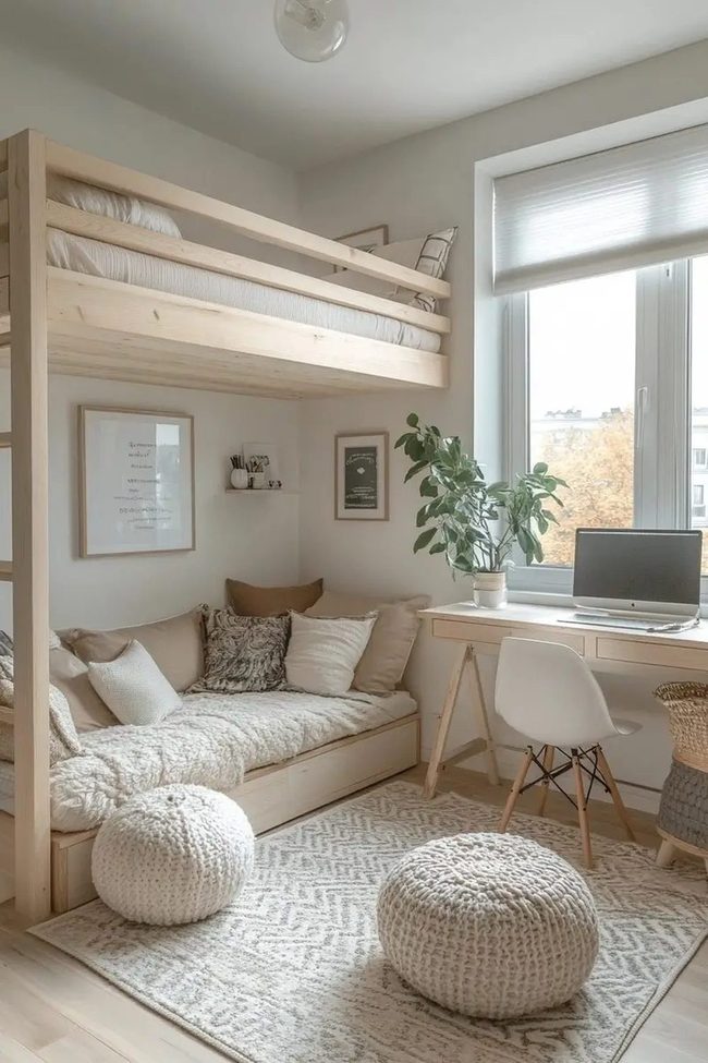 Lofted Bed, Maximized Space