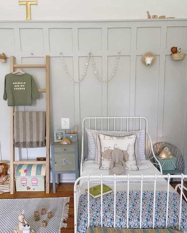Soft Gray Vintage Boy'S Bedroom