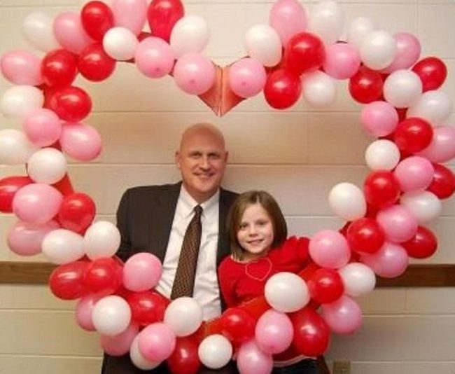 Red Balloon Heart Surprise