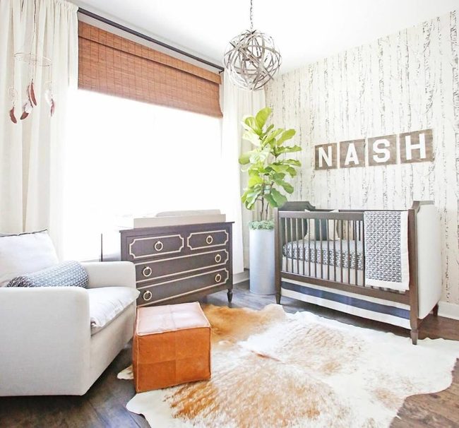 Soft Green Family Gathering Room