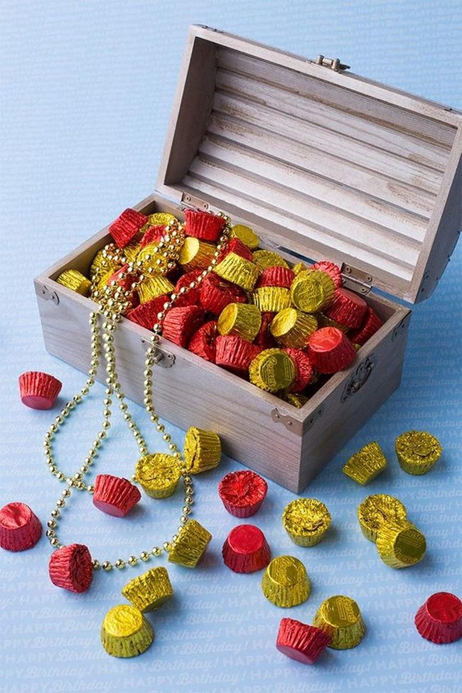 Red And Yellow Candy Scatter