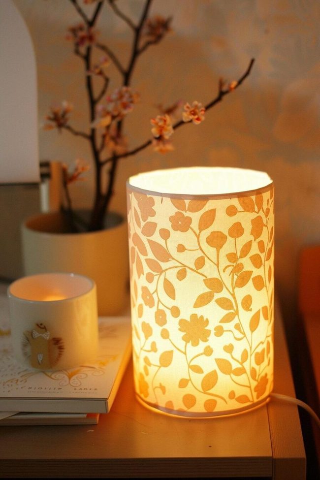Muted Pendant Light Layers For Spaces