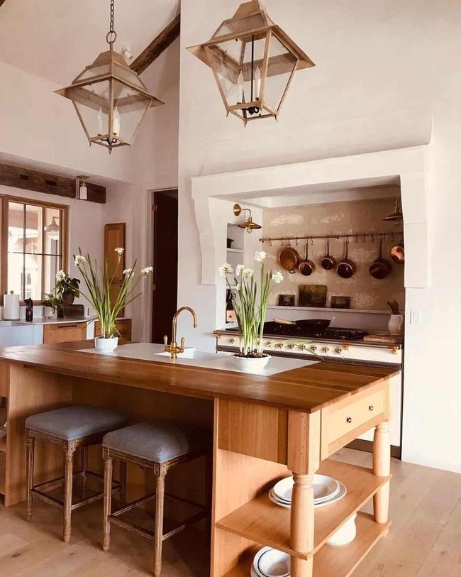 Gold Accents, French Elegance