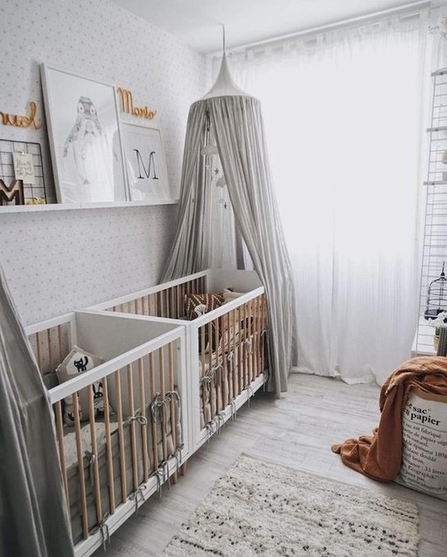 Twin Cribs, Blonde Wood Light