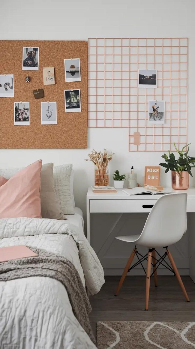 Cork And Metal Grid Wall Storage
