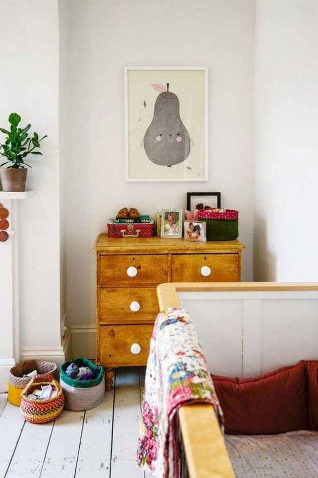 Rust Pillows, White Walls, Natural Warmth