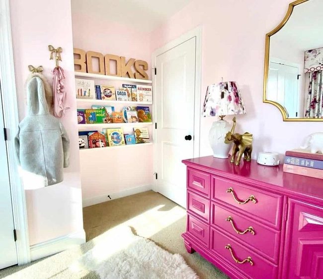 Magenta Dresser Pink Paradise