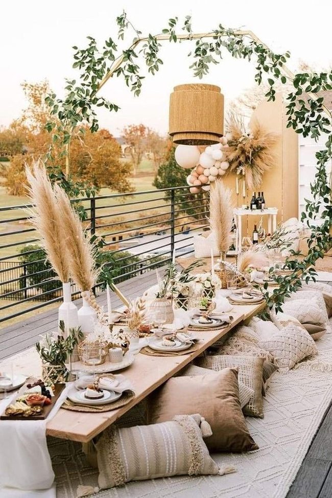 Wooden Tables, Pampas Grass, Candlelight