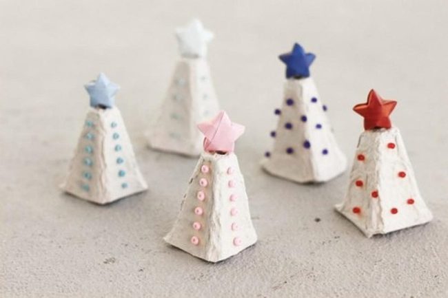 Colorful Star Pyramid Ornaments