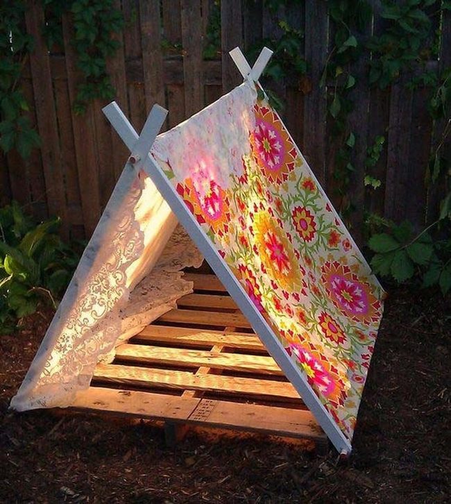 Pallet Tent, String Lights Magic