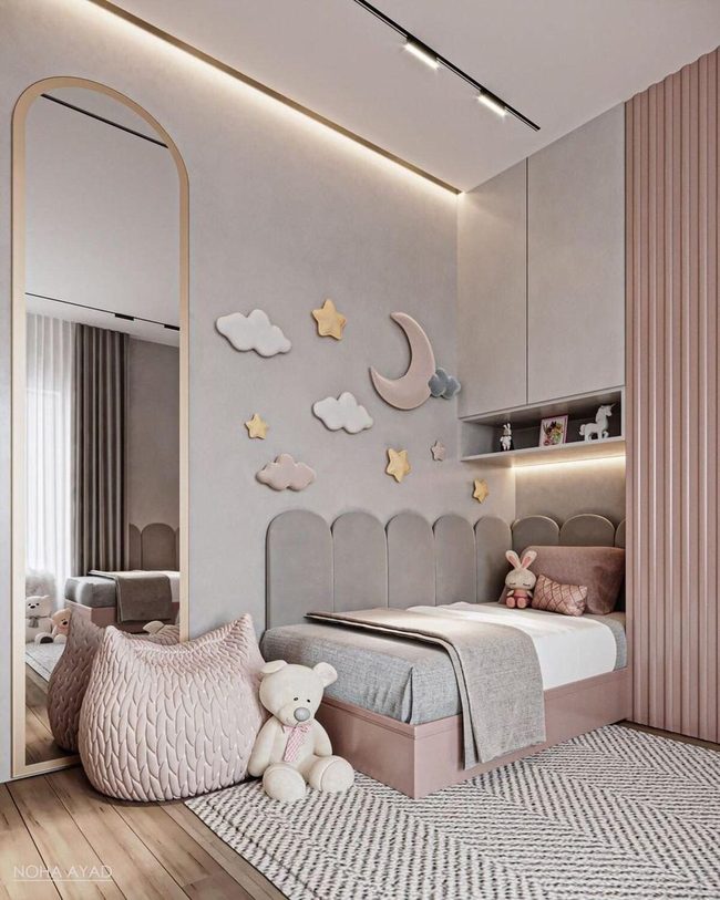 Scalloped Headboard Cloud Room