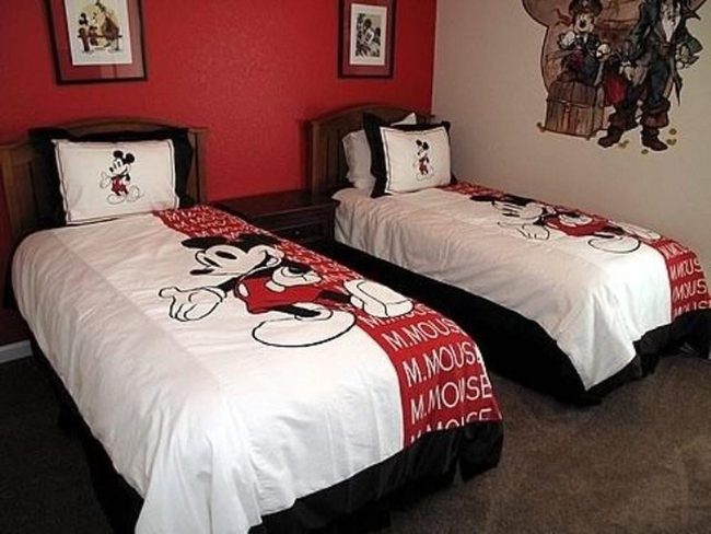 Mickey Mouse Twin Room