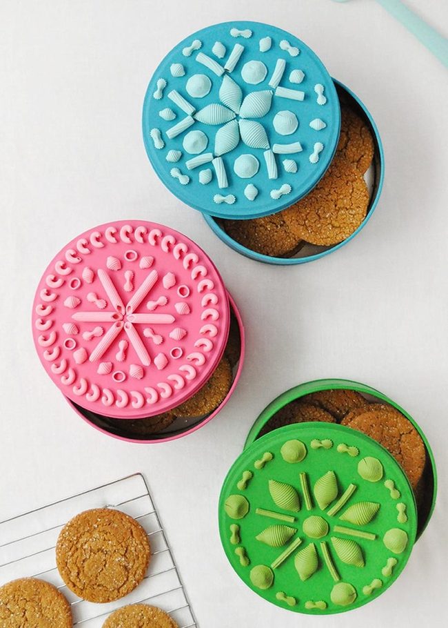 Pasta-Patterned Cookie Tins, Cheerful Lids
