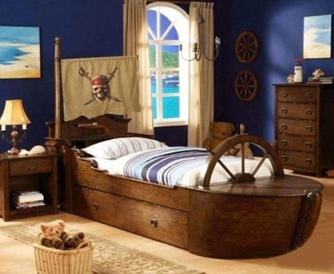 Dark Wood Pirate Ship Bedroom