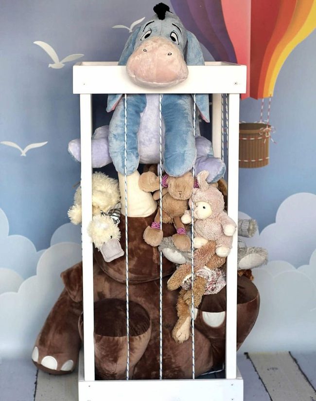 Stuffed Animal Zoo Shelves
