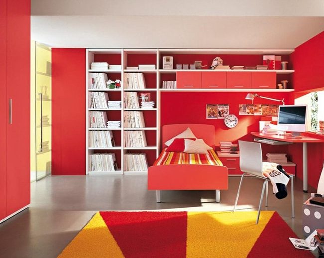 Red Walls, Striped Energy