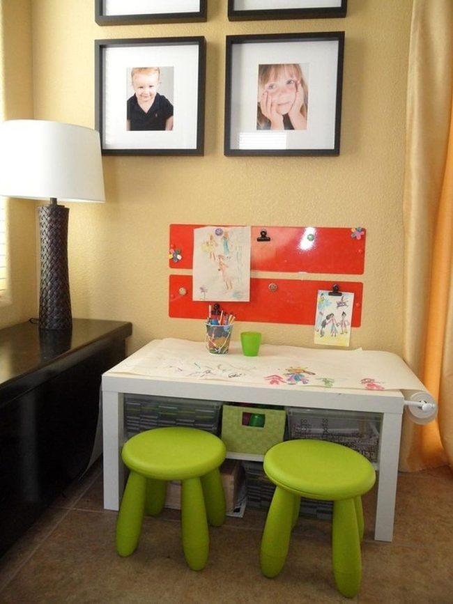 Green Stools, Creative Corner