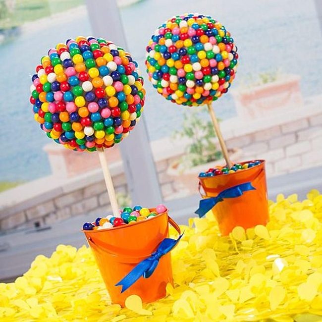 Bright Buckets Rainbow Spheres