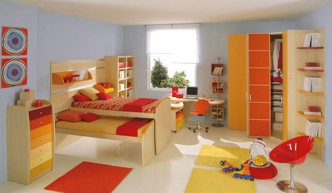 Sunny Orange And Wood Child'S Room