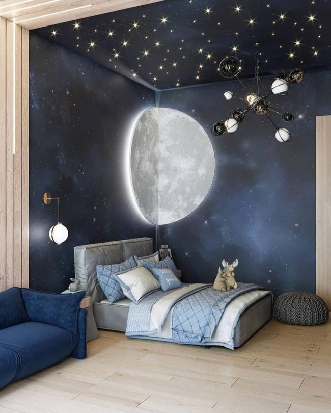 Silver Lunar Reflection