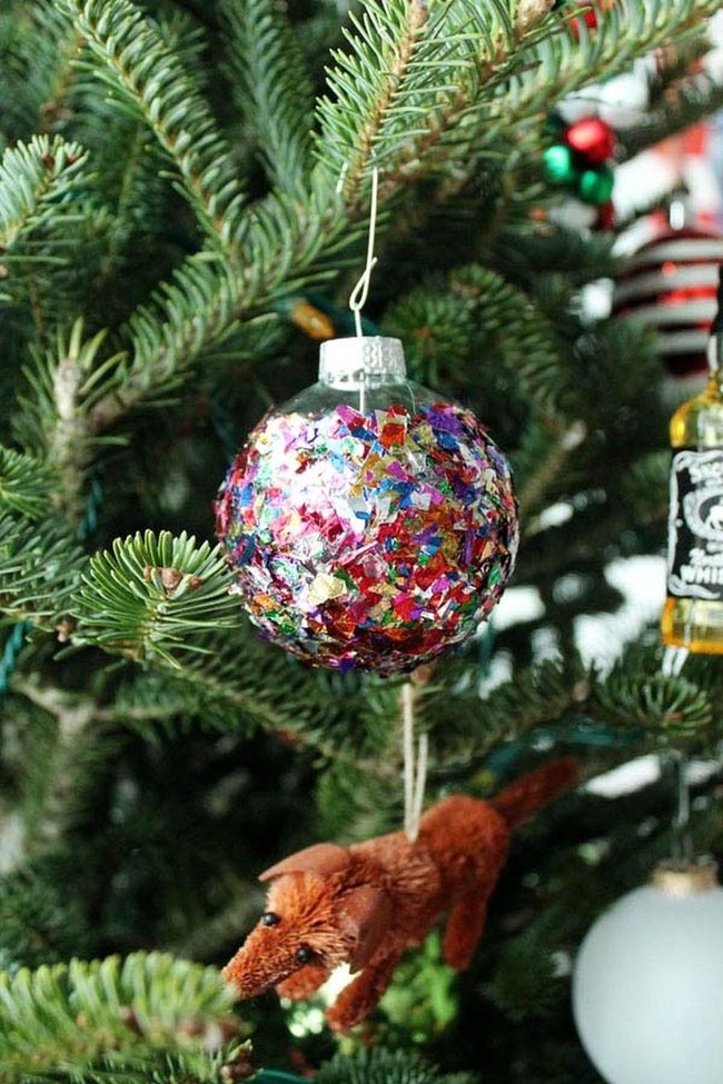 Confetti-Filled Baubles For Kids