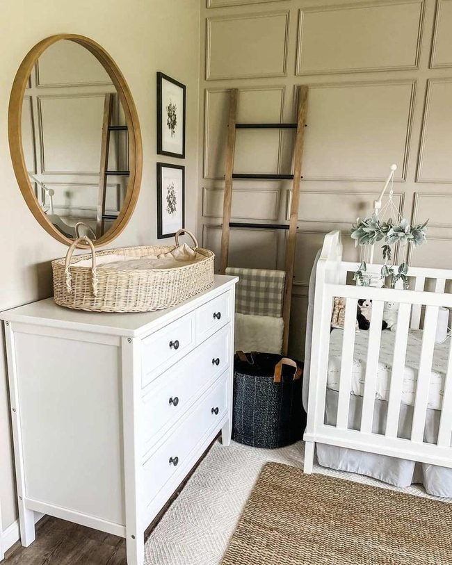 Wooden Ladder Blanket Display