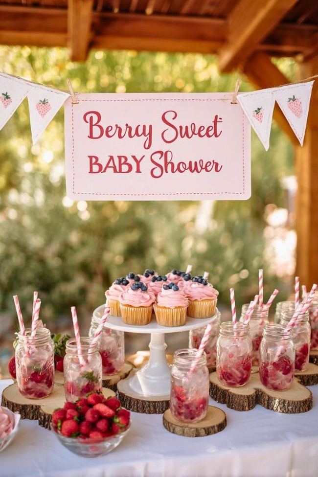 Strawberry Picnic Wooden Landscape Setup