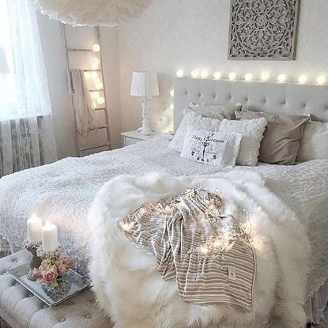 White Walls, Metallic Sparkle