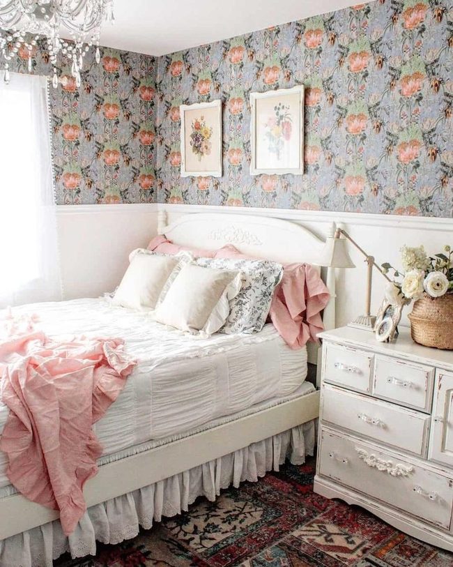 Smoky Florals Bedroom Oasis