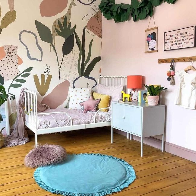 Jungle Pattern Bedroom Oasis