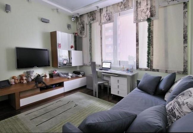 Light Green Room With Wooden Accents