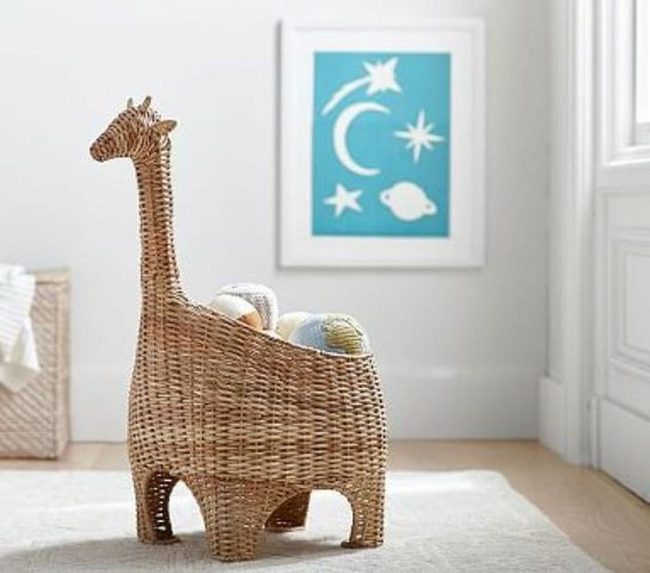 Giraffe Wicker Basket Nursery