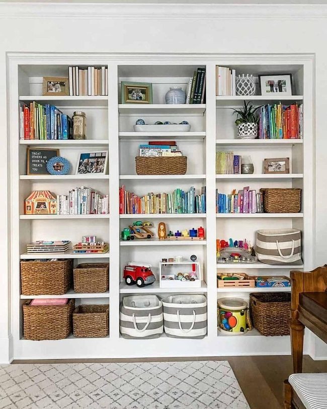 Floor-to-Ceiling Book Shelves