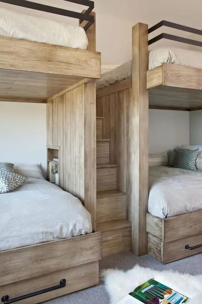 Light Wood Bunk Bed Elegance