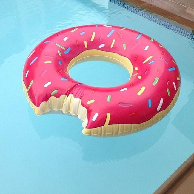Pink Donut Float Summer Splash
