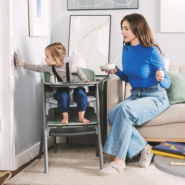 Compact Modern High Chair For Small Spaces